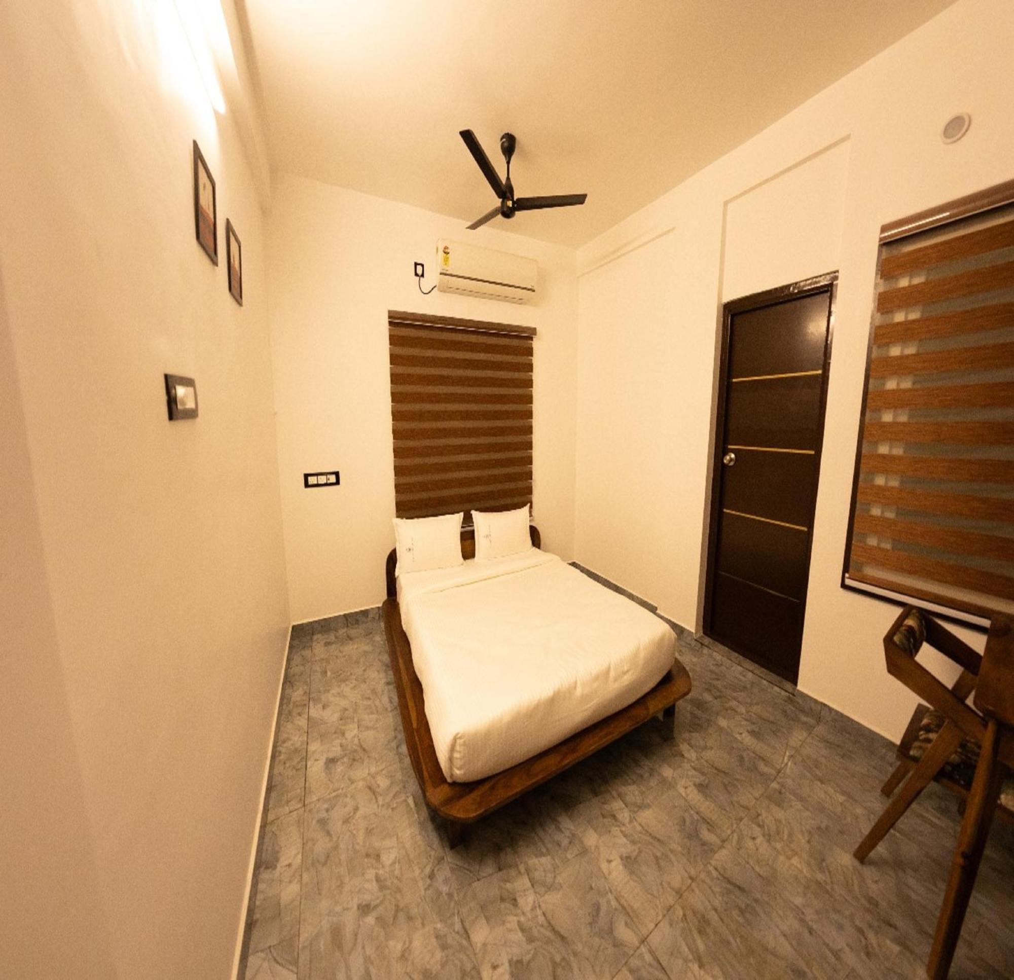Courtyard Castle Heritage Resort Pondicherry Exterior photo